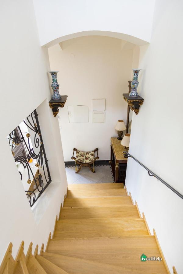 Villa With Hot-Tub, Terrace And Garden, Wenceslass Square Praga Exterior foto