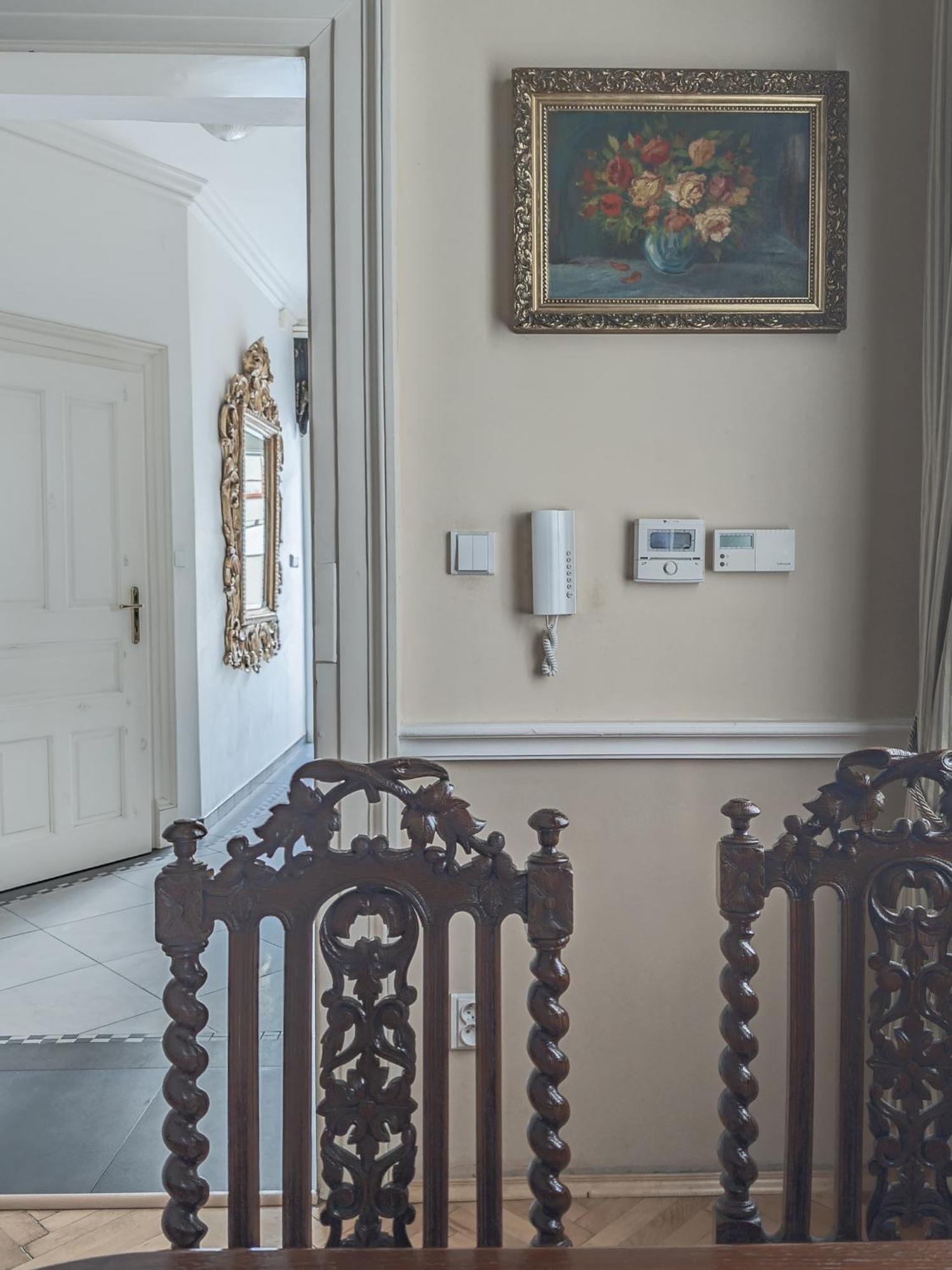 Villa With Hot-Tub, Terrace And Garden, Wenceslass Square Praga Exterior foto