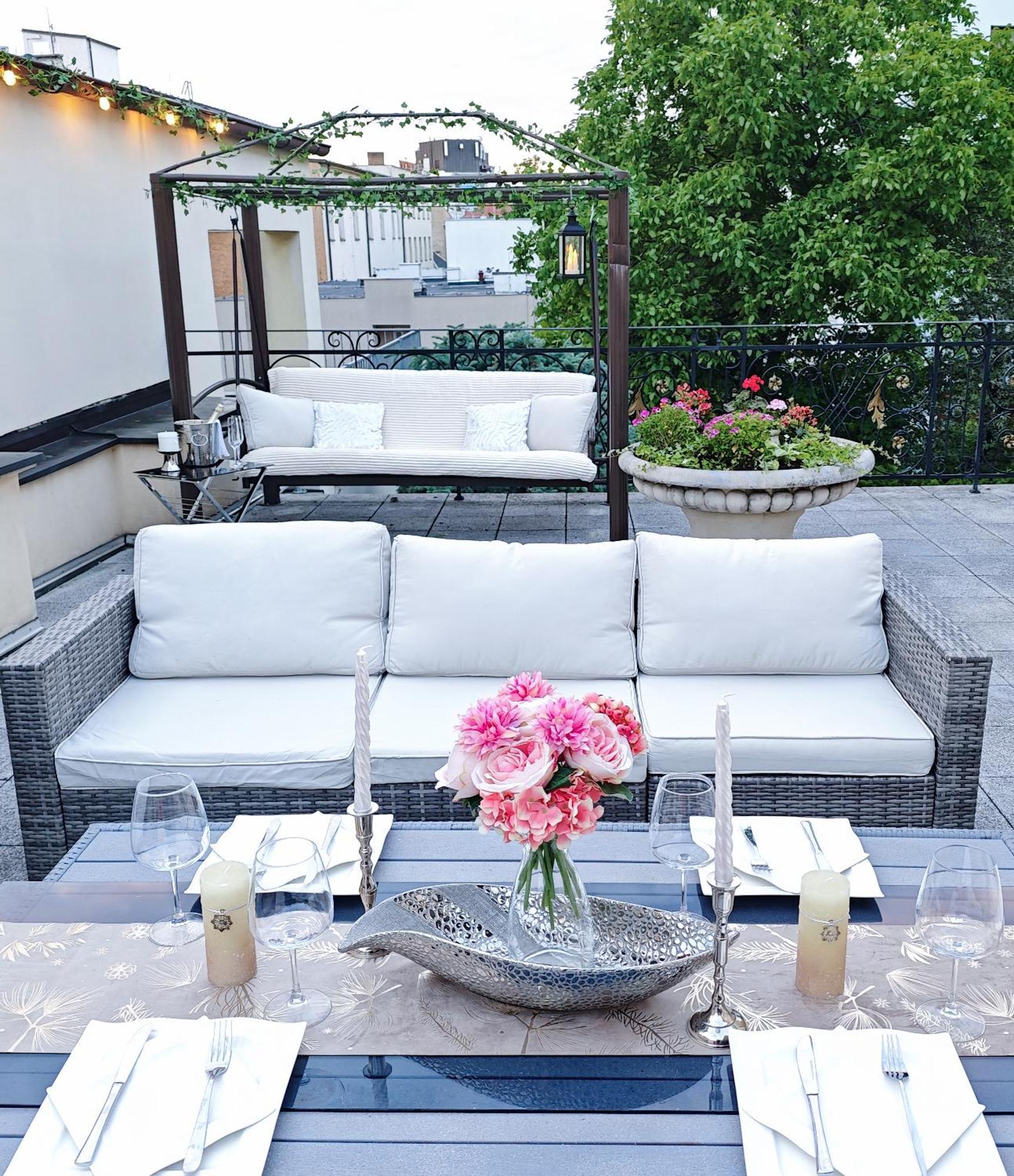 Villa With Hot-Tub, Terrace And Garden, Wenceslass Square Praga Exterior foto