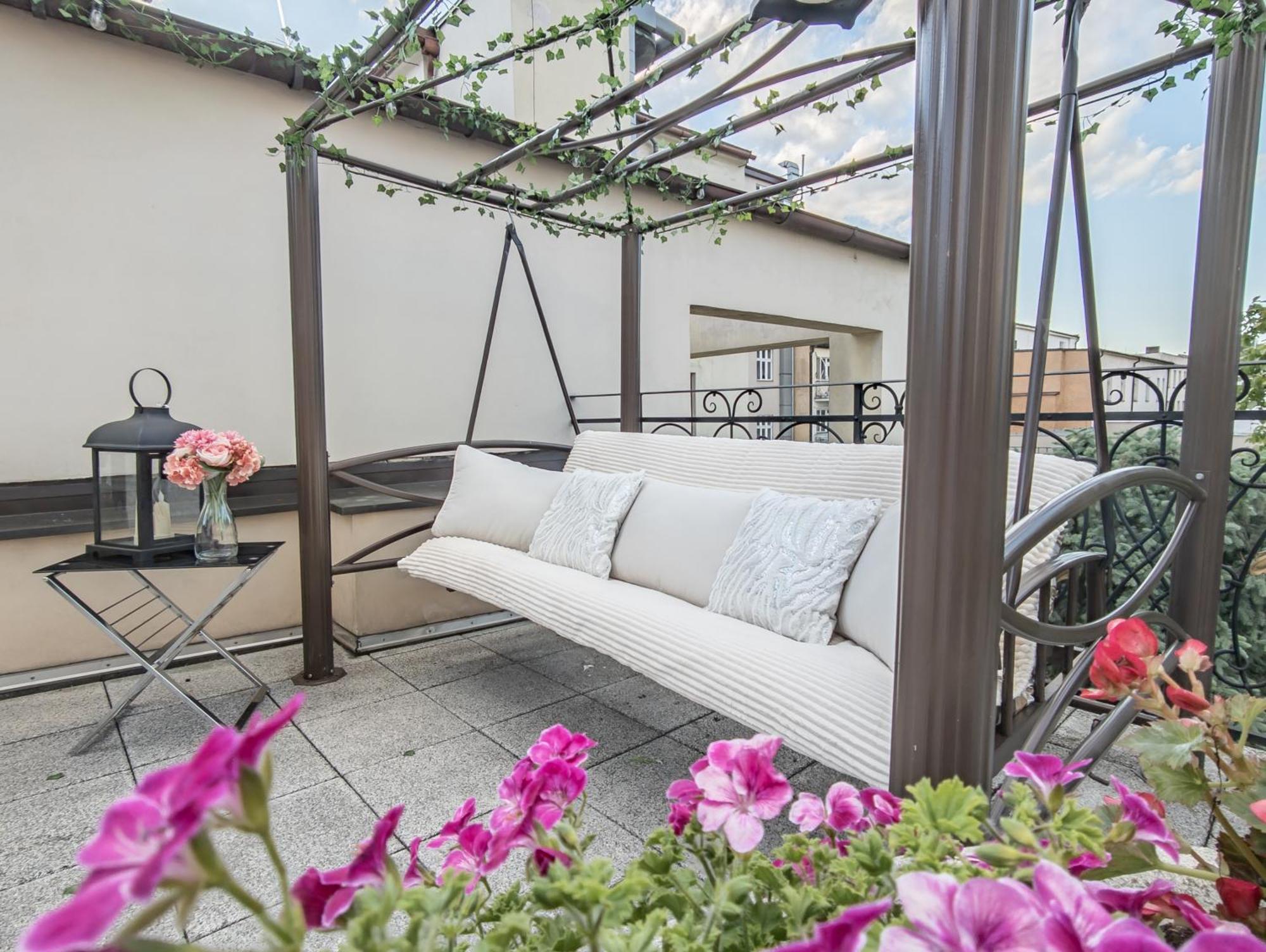 Villa With Hot-Tub, Terrace And Garden, Wenceslass Square Praga Exterior foto